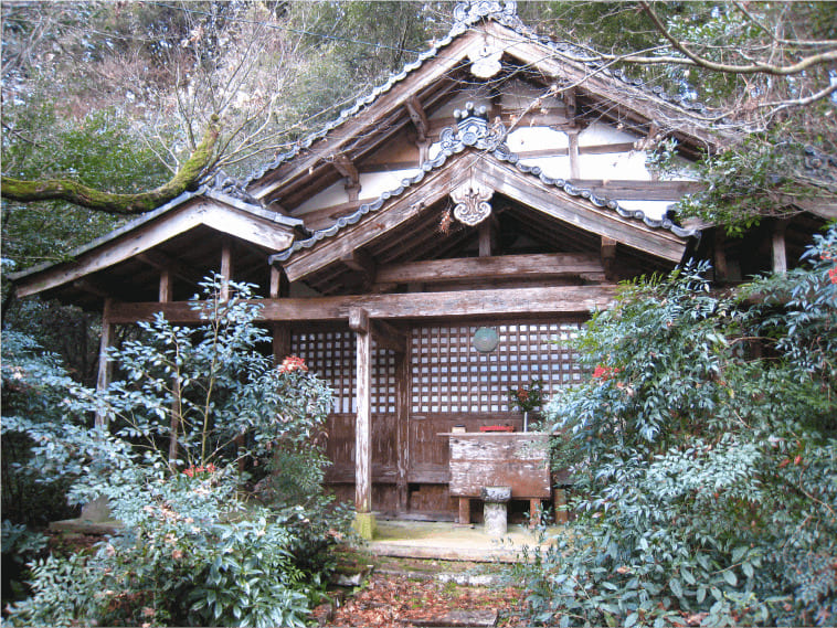 まずは旅の起点「正源寺」へ