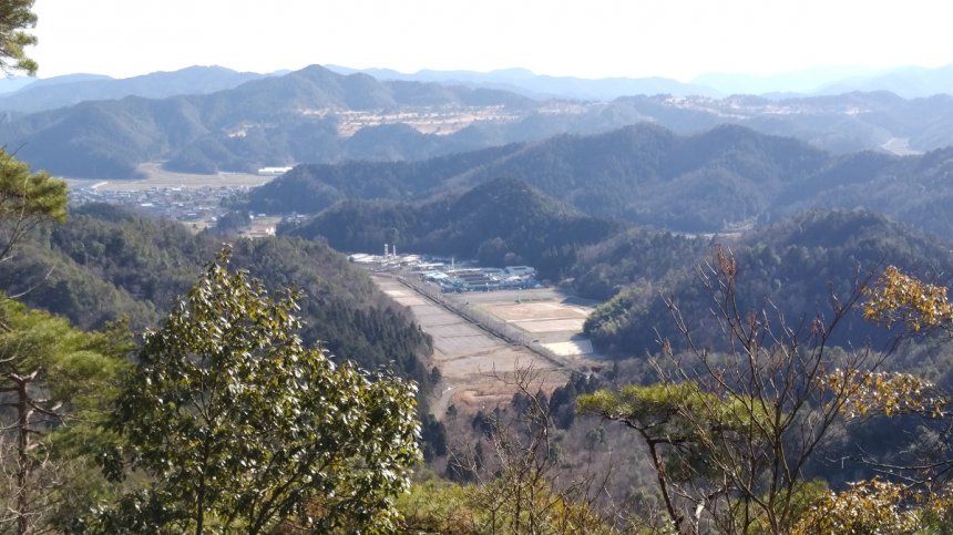 はじかみ林道から公園を望むの画像