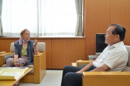 石神みち子さんが「全国食生活改善推進員協議会名誉会員表彰」受賞　［平成28年7月］の画像3