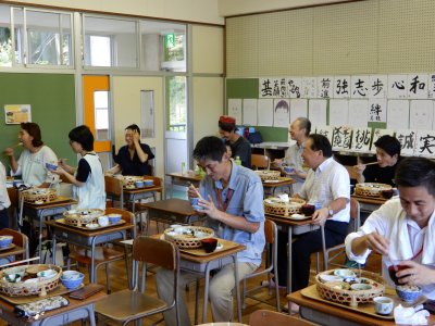 交流会の様子の画像