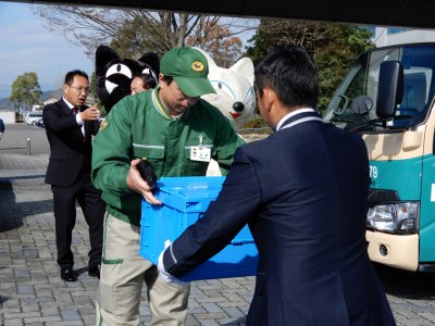 ヤマト運輸と高富タクシーの画像1