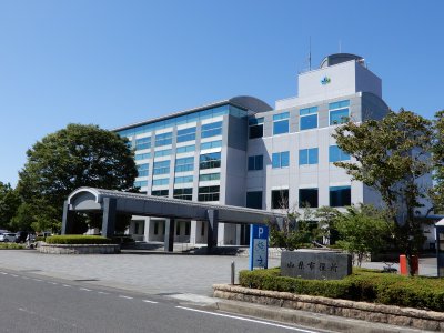 山県市役所の画像