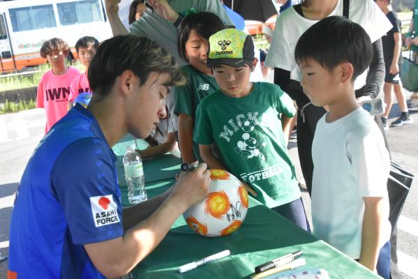 FC岐阜横山智也選手トークショー＆サイン会