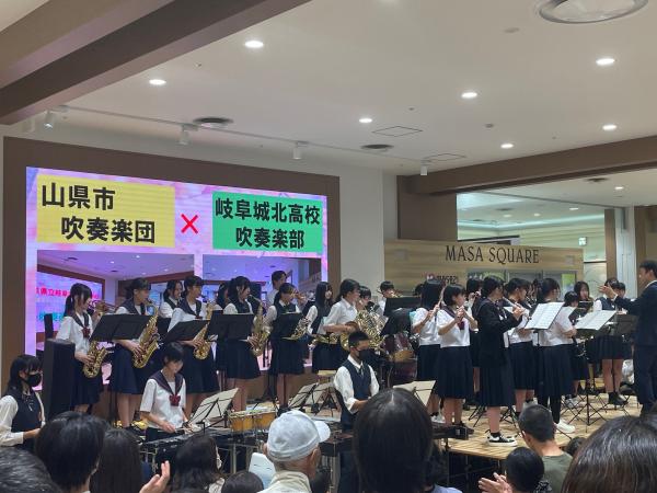 山県市と岐阜城北高校の魅力発信inマーサ21【令和7年10月11日】