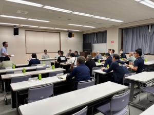 例会の様子