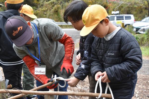 自然の恵みを束ねる　粗朶づくりに挑戦【令和7年11月19日】