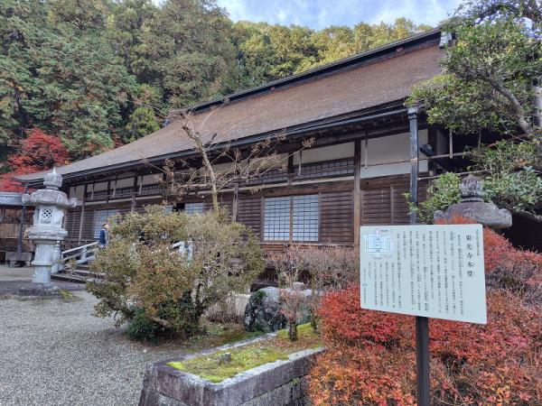 現地で見て学ぶ　東光寺本堂の説明看板を設置【令和7年12月】