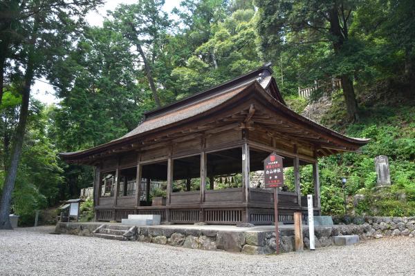 国指定文化財白山神社拝殿