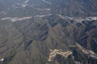 大桑城跡山上部航空写真