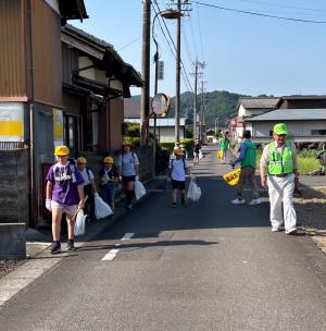 登校ごみ拾い