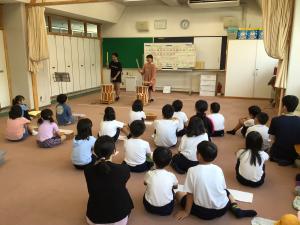 南北合同の「伊自良十六拍子」の練習