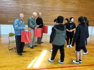 今年度最後の「十六拍子」