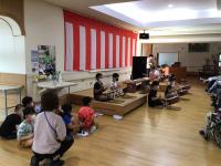 高齢者福祉施設の方々との交流