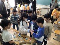 南北小1年生と保育園交流