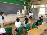 お話ピーチクさんの読み聞かせ